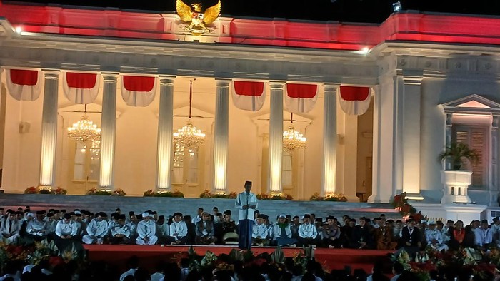 Jokowi Minta Maaf Kepada Seluruh Rakyat Karna Tak Mampu Penuhin Harapan Semua Pihak